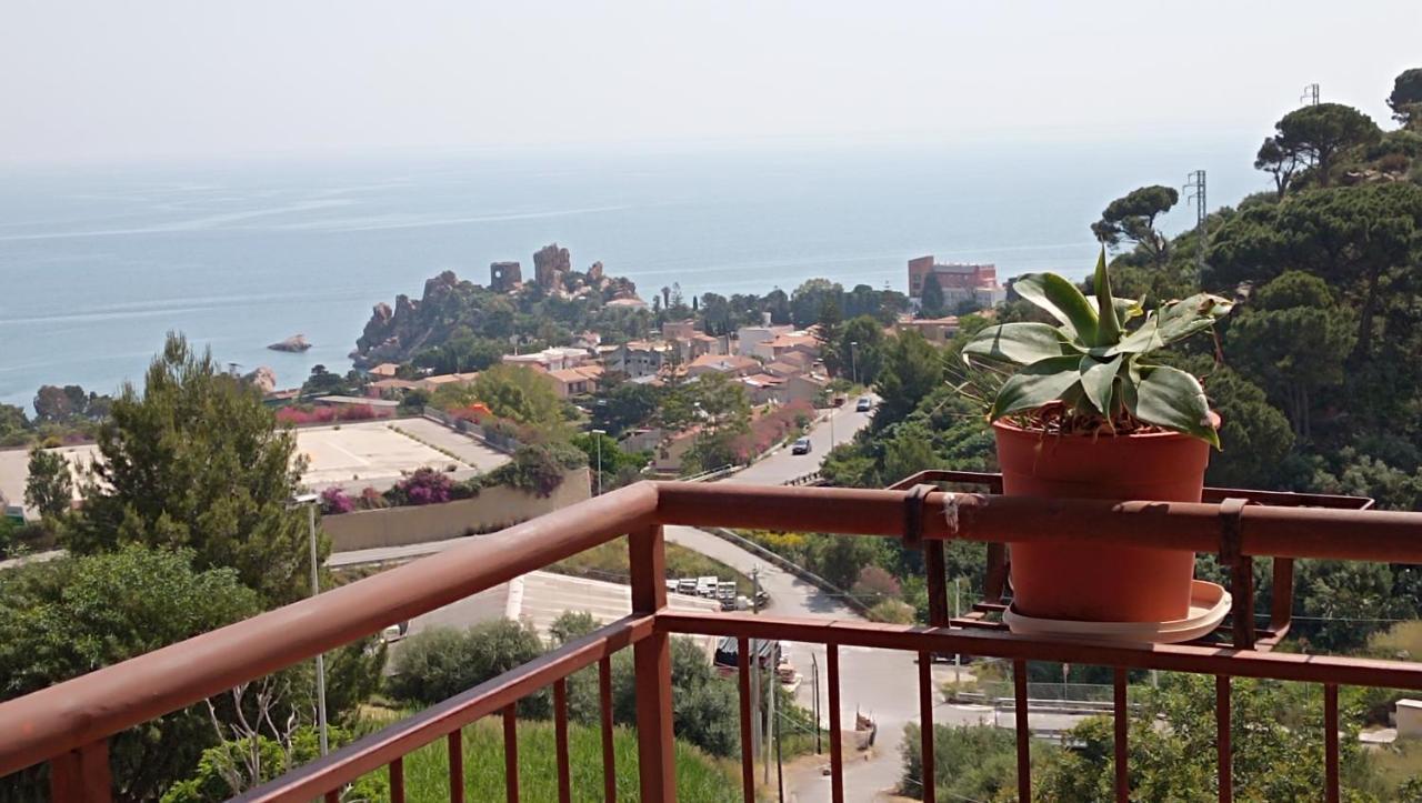 Carmen Apartment Cefalu